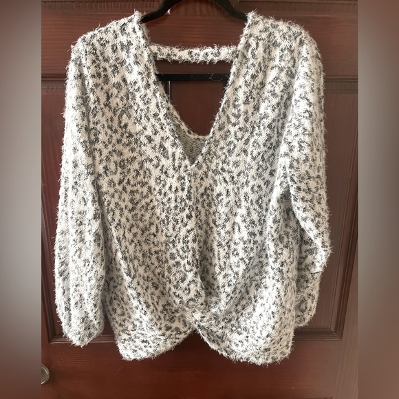 Liverpool Twist-Back Eyelash Sweater - Picture 5 of 6